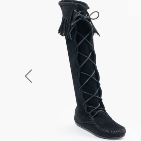 Minnetonka Fringe Boots - Picture 4 of 4